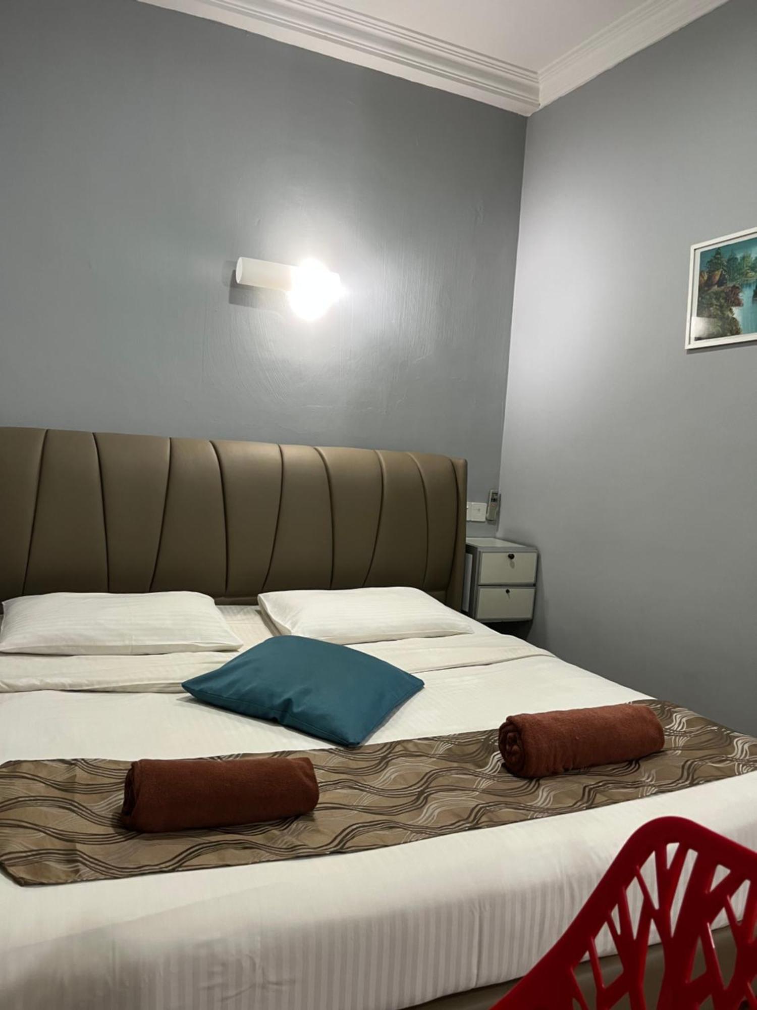 White alojamiento Chalet Pantai Cenang  Exterior foto