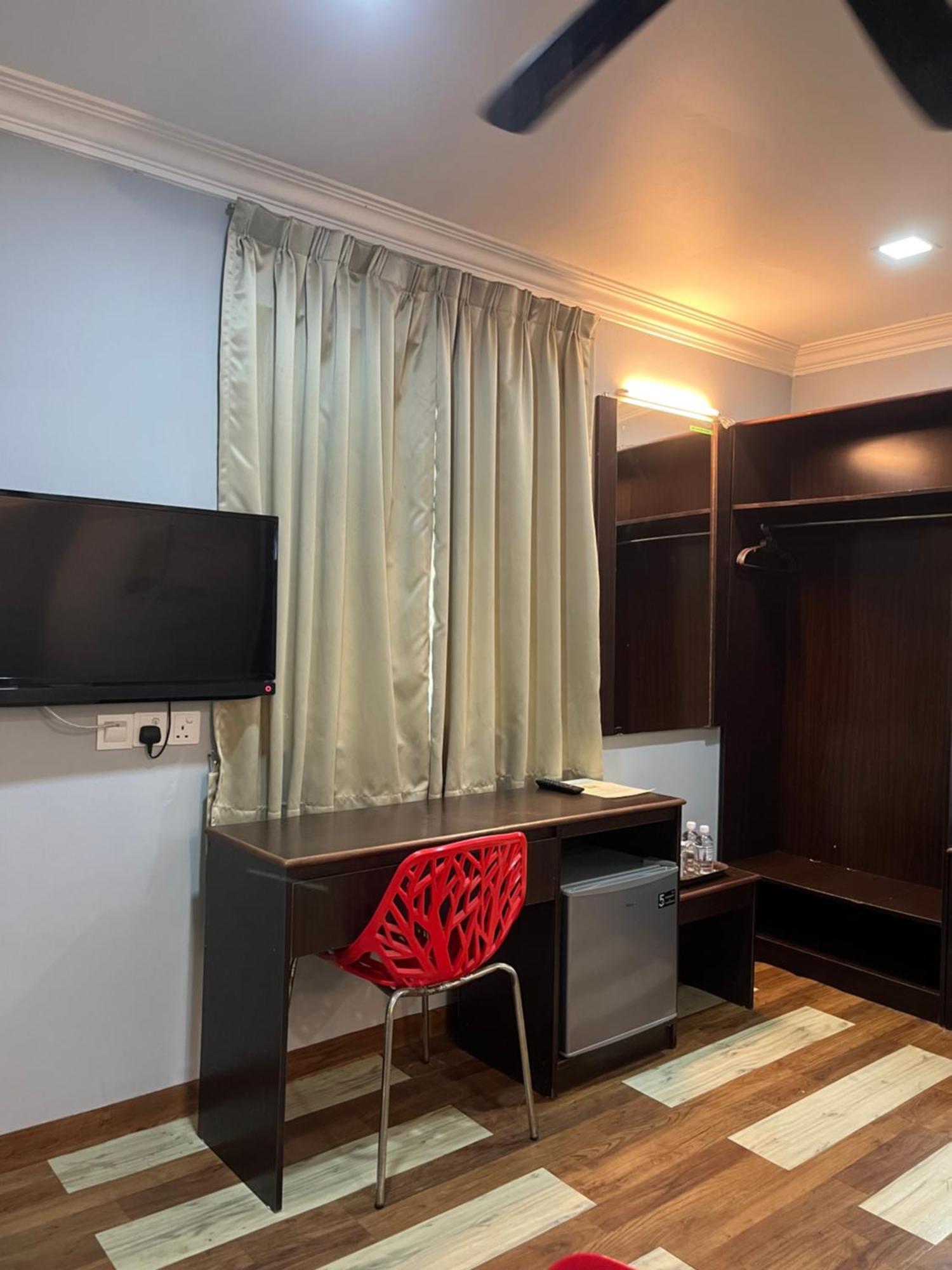 White alojamiento Chalet Pantai Cenang  Exterior foto